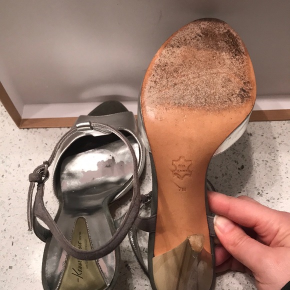 Kenneth Cole Silver t-strap high heels - Picture 8 of 8